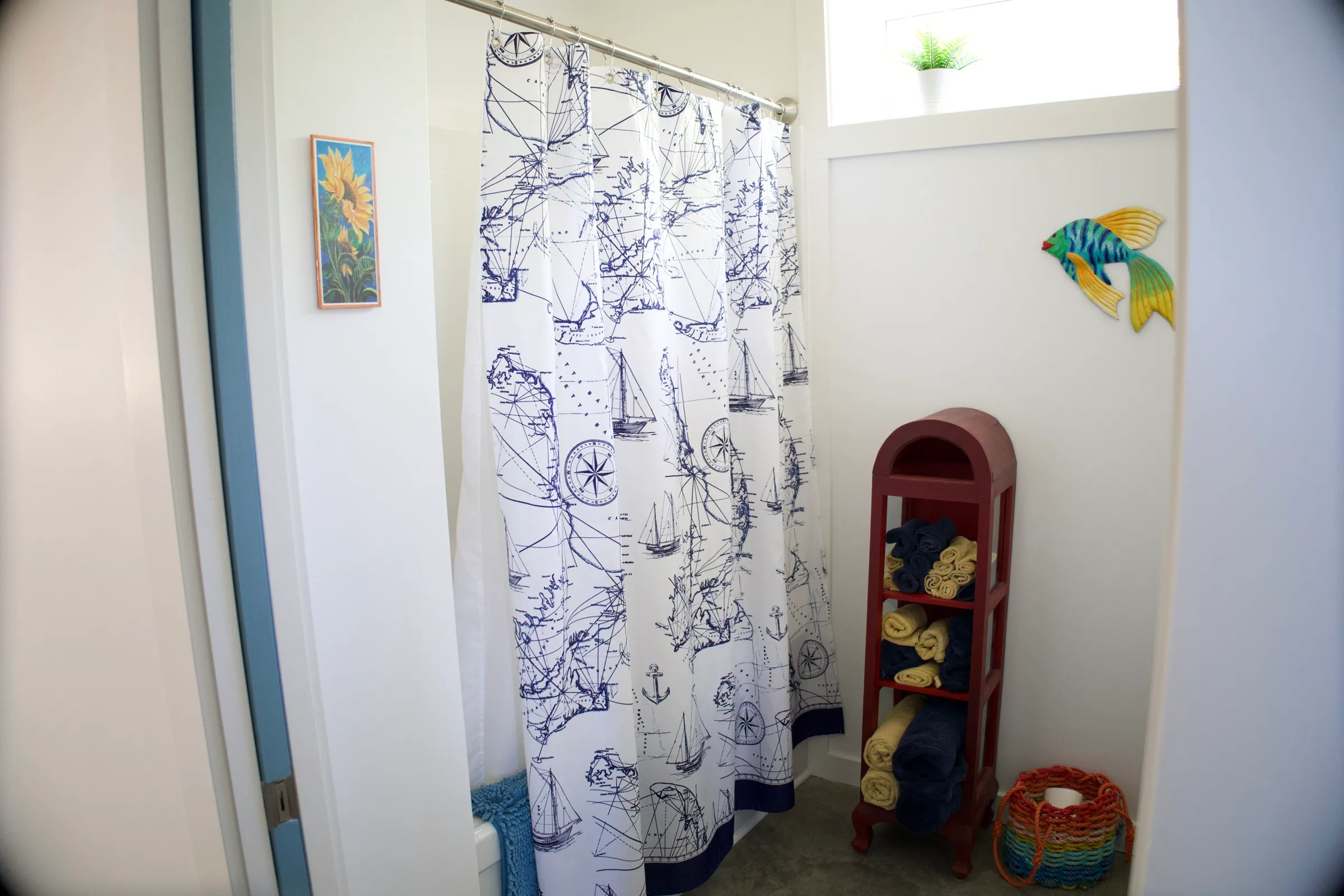 Walk-in shower with tiled surround